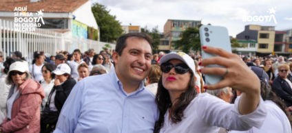 Una tarde de reconocimiento y celebración: así conmemoró la Alcaldía Local de Puente Aranda el Día de las Madres