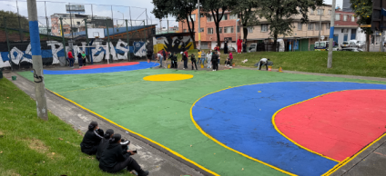 Por tercera vez, el Parque Río Negro fue escenario de una intervención interinstitucional orientada a mejorar las condiciones del entorno escolar del Colegio Domingo Faustino Sarmiento. 