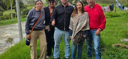 Fotografía de un grupo de personas
