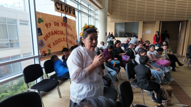 Clops de niños, niñas y adolescentes