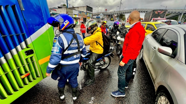 En Kennedy se inmovilizan 53 motos por invadir zonas peatonales en La Igualdad