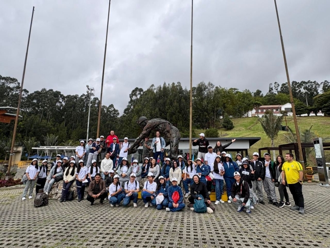 Escuela de Patrimonio de Usme en salida a Zipaquirá