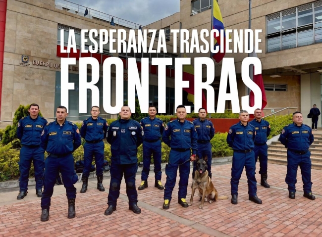 Integrantes de equipo de rescate en Venezuela