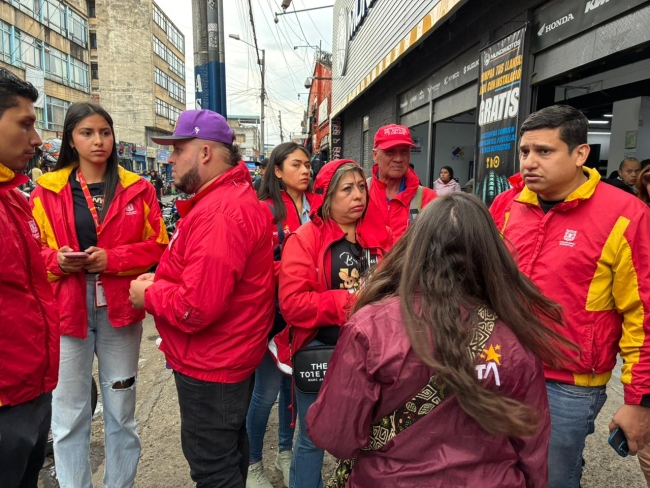 Operativo de inspección en Los Mártires