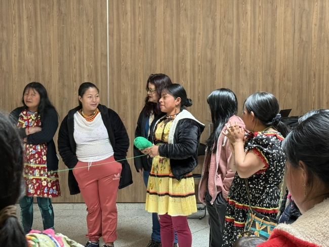 Mujeres Embera de Ciudad Bolívar