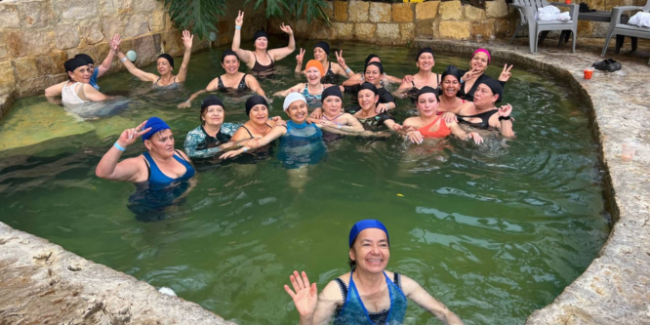 Un homenaje al cuidado: 125 mujeres cuidadoras de Puente Aranda culminaron un proyecto que transformó sus vidas