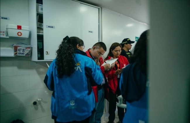 Fotografía relacionada con: OPERATIVO DE CONTROL EN ESTABLECIMIENTOS ODONTOLÓGICOS EN EL TUNAL DEJA TRES SUSPENSIONES