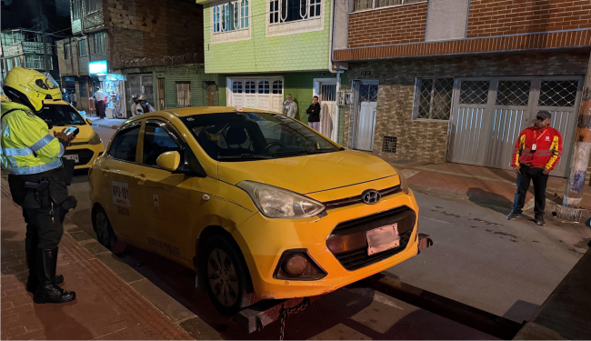 Operativo contra el parqueo indebido en el barrio San Vicente, Tunjuelito