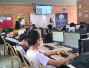Estudiantes en charla Atenea