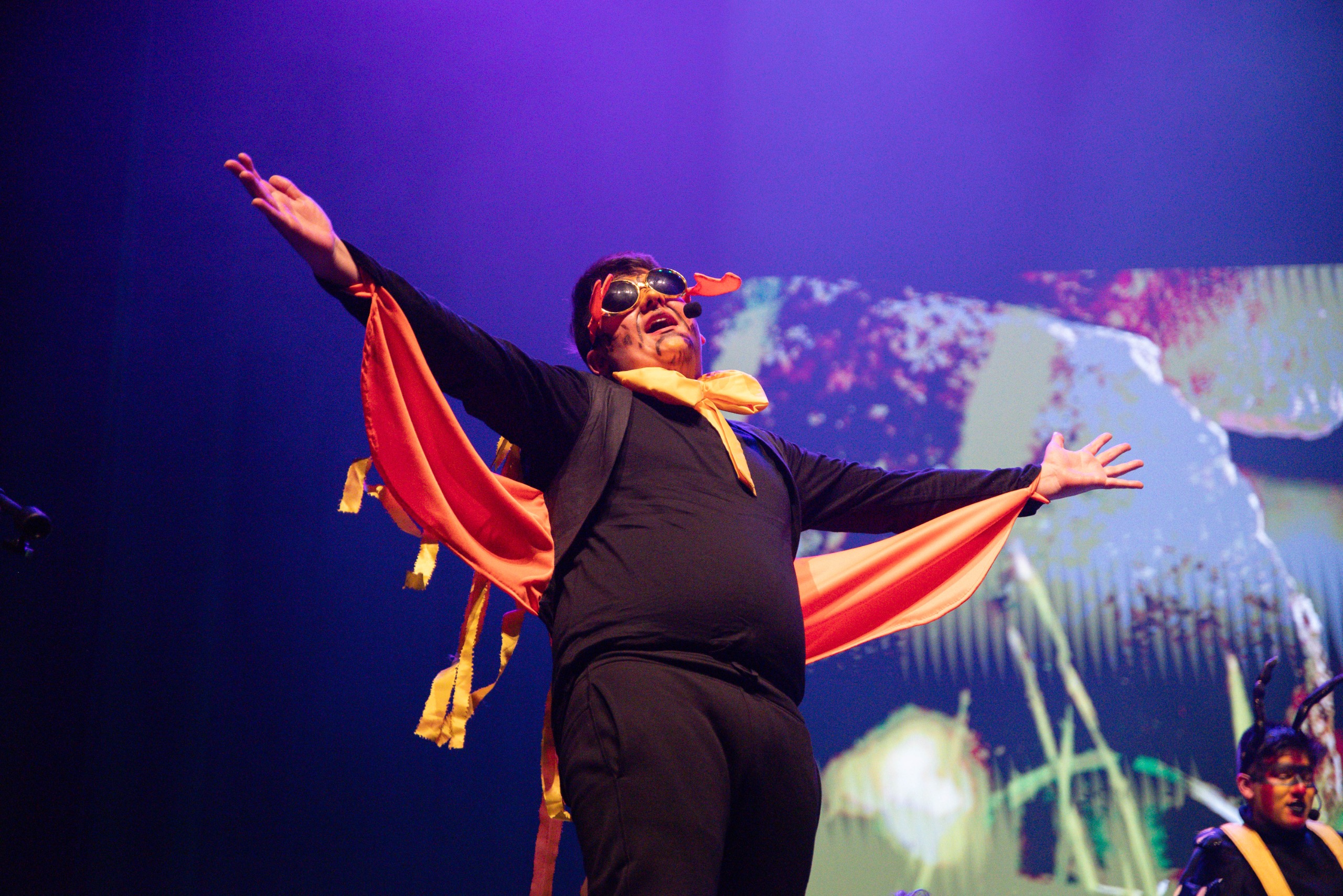 Foto de una persona en escena