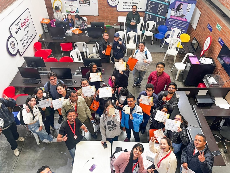 Foto de los participantes por la localidad de Tunjuelito