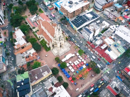 Foto aérea de la plaza de Lourdes en Bogotá