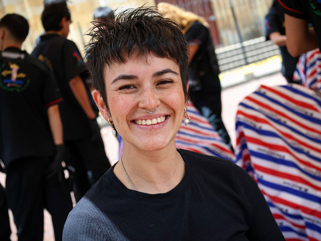 Foto de una joven sonriendo