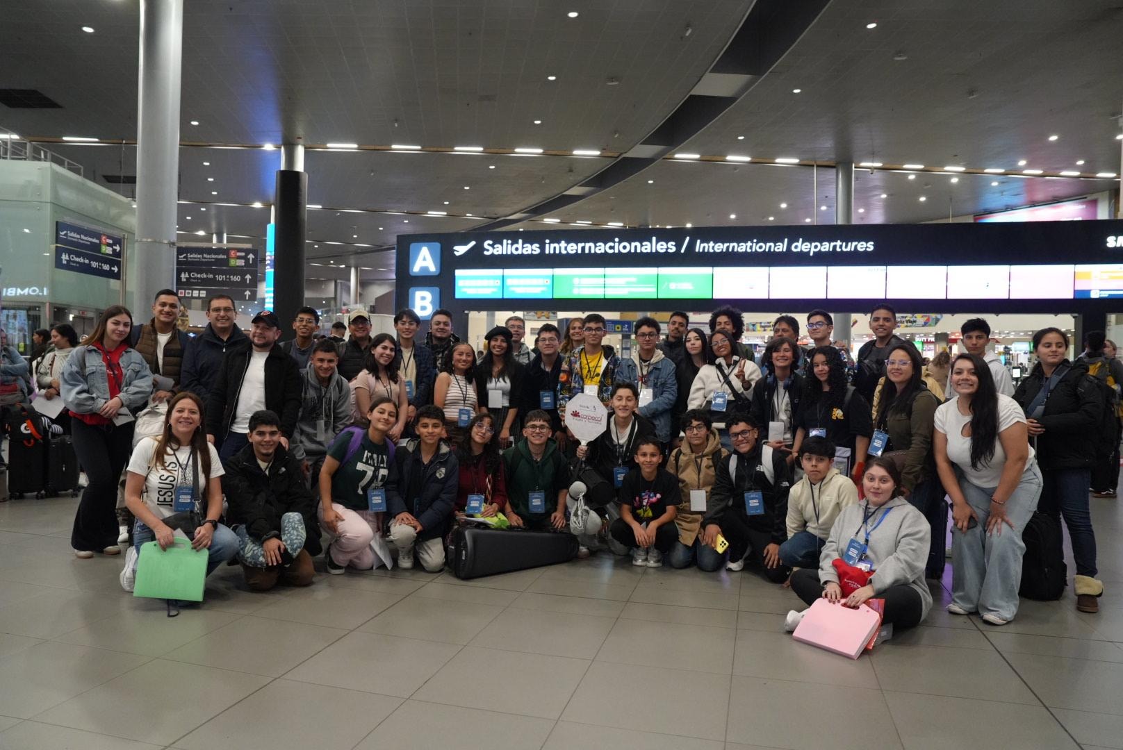 Con música, sueños y orgullo colombiano: niños, niñas y jóvenes de Puente Aranda conquistaron los escenarios de Viña del Mar en un histórico encuentro internacional