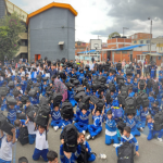  495 kits escolares fueron entregados a las niñas y niños de primero a quinto grado
