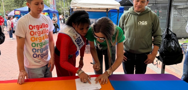En el marco del Mes de la Diversidad, la Alcaldía Local de Santa Fe participó en la firma del Pacto por la Movilidad Incluyente