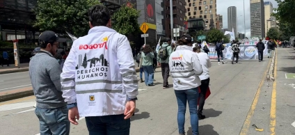 Equipo dialogo en movilización