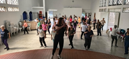 Kennedy madruga contra el sedentarismo clases gratis desde las 700 a. m.