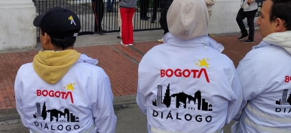 Equipo de gestores Diálogo social en evento