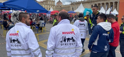 Equipo de gestores Diálogo social en evento