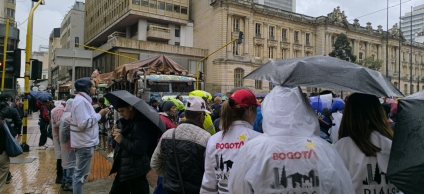 Llegada de indígenas a la plaza de Bolívar