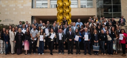 La nacionalización refleja el creciente arraigo de extranjeros en Colombia