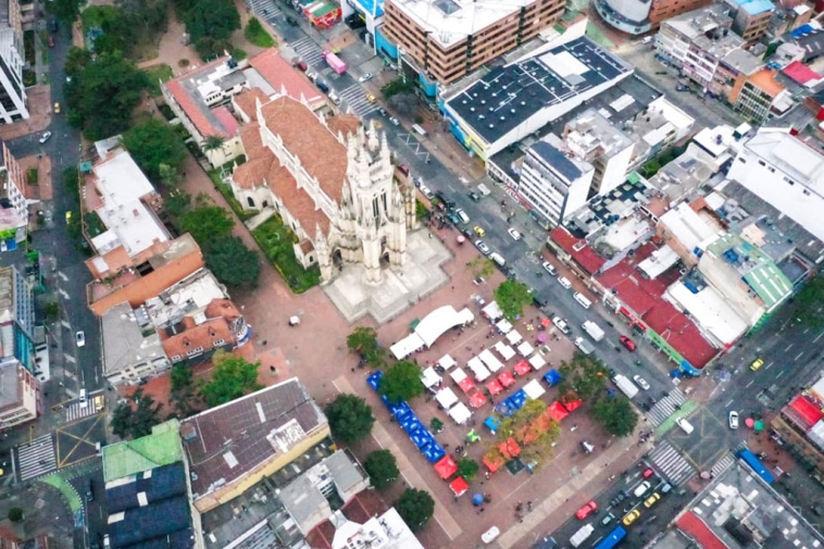 Foto aerea de la Plaza de Lourdes en la localidad de Chapinero