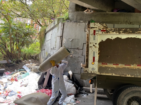 recolección de basura barrio rosales