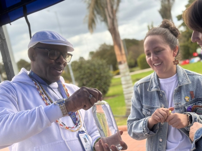 Proyecta Local desde la biblioteca Virgilio Barco