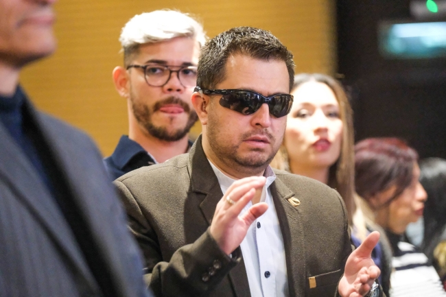 Persona con sordoceguera