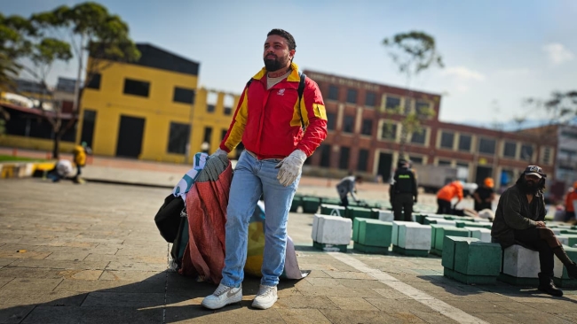 Jornada de Limpieza y Recuperación de la Plaza España