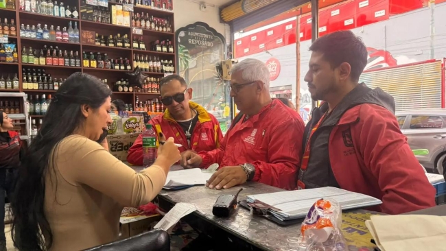Alcaldía de Los Mártires verifica documentos de establecimientos distribuidores de licores