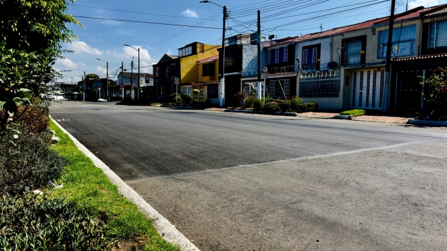 Más de 7.500 m² de vías intervenidas mejoran la movilidad en Kennedy