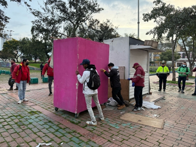 Megatoma plaza españa recuperación del espacio publico