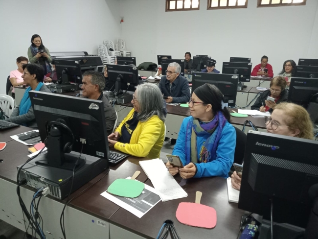 Personas Mayores Digitales