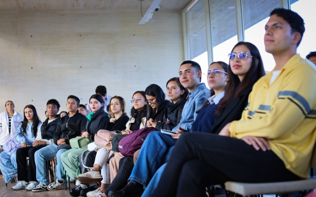 Jóvenes del sector religioso de Bogotá