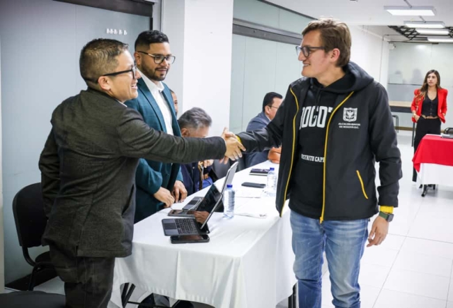 Saludo del secretario de Gobierno a integrantes de la JAL de Antonio Nariño