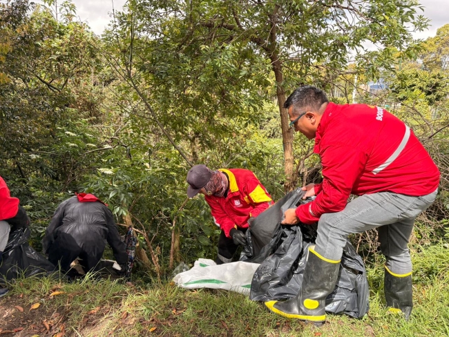 Con acciones de limpieza y prevención retiramos residuos que afectan nuestras fuentes hídricas, reducimos riesgos en temporada de lluvias y cuidamos la vida de nuestra comunidad.