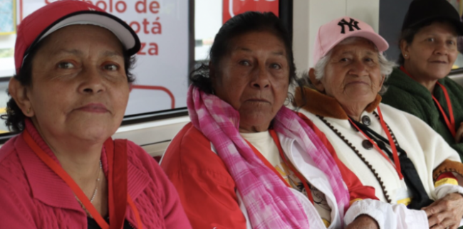 Foto de diferentes personas