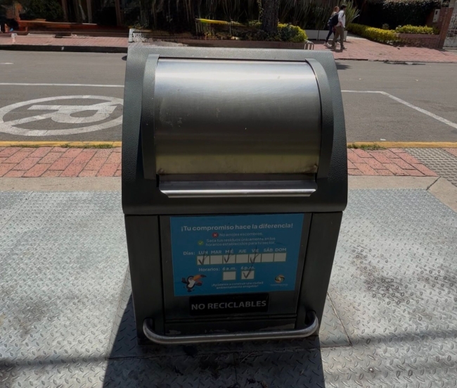 contenedor soterrado