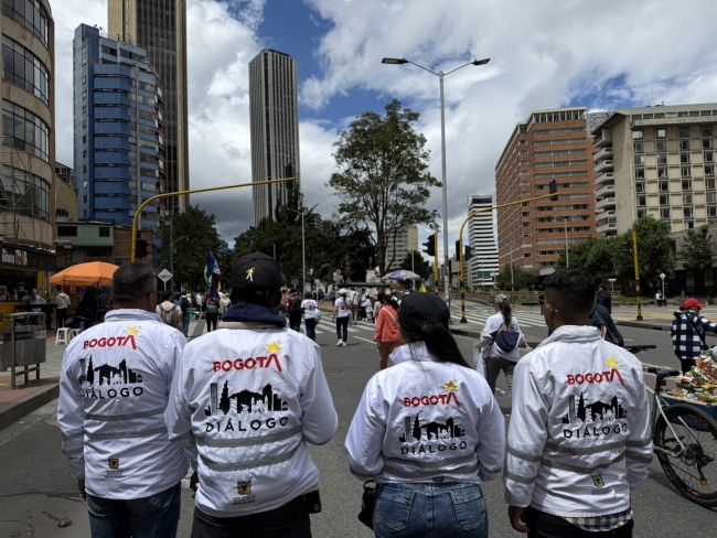 Equipo dialogo en marchas