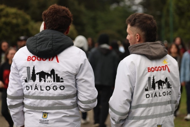 Equipo de gestores Diálogo social en evento