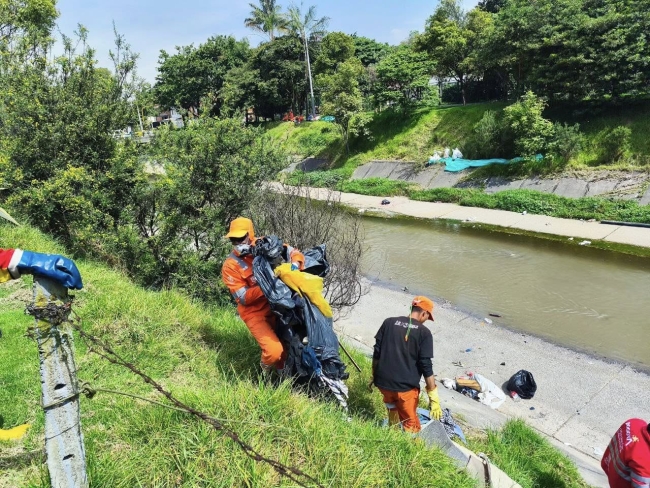 1.500 m² recuperados: Operación Espacio Público en Puente Aranda
