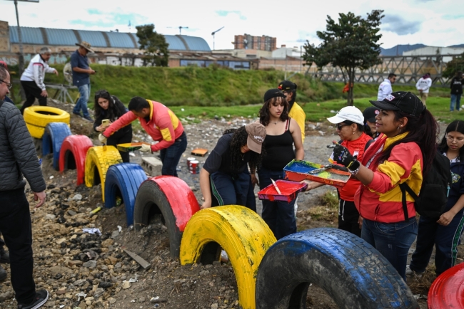 Jornada de recuperación en la ronda del río Fucha