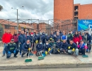 Cerca de 50 habitantes del sector y colaboradores de entidades distritales participaron en una jornada comunitaria de recuperación del espacio público.